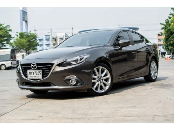 2015 Mazda 3 2.0 Maxx Sports รถเก๋ง 4 ประตู รถบ้านสภาพนางฟ้า